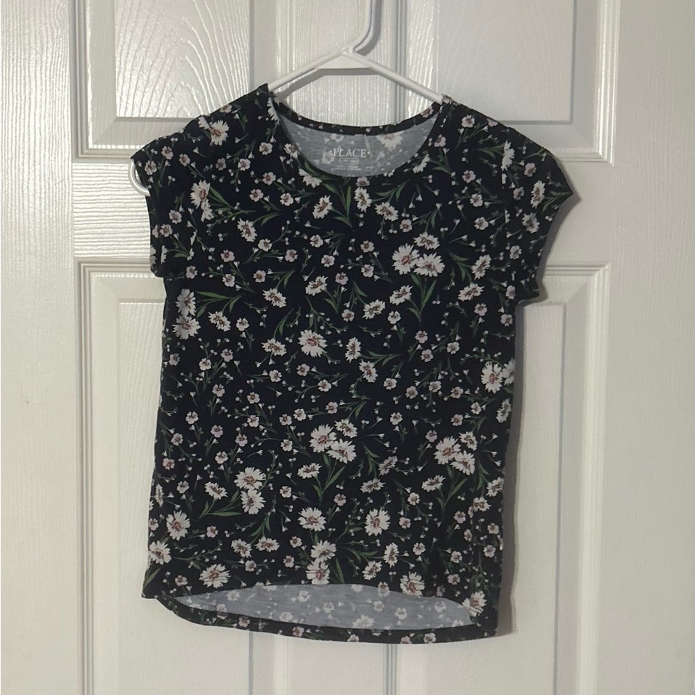 Place Black and White Floral Short Sleeve Tee